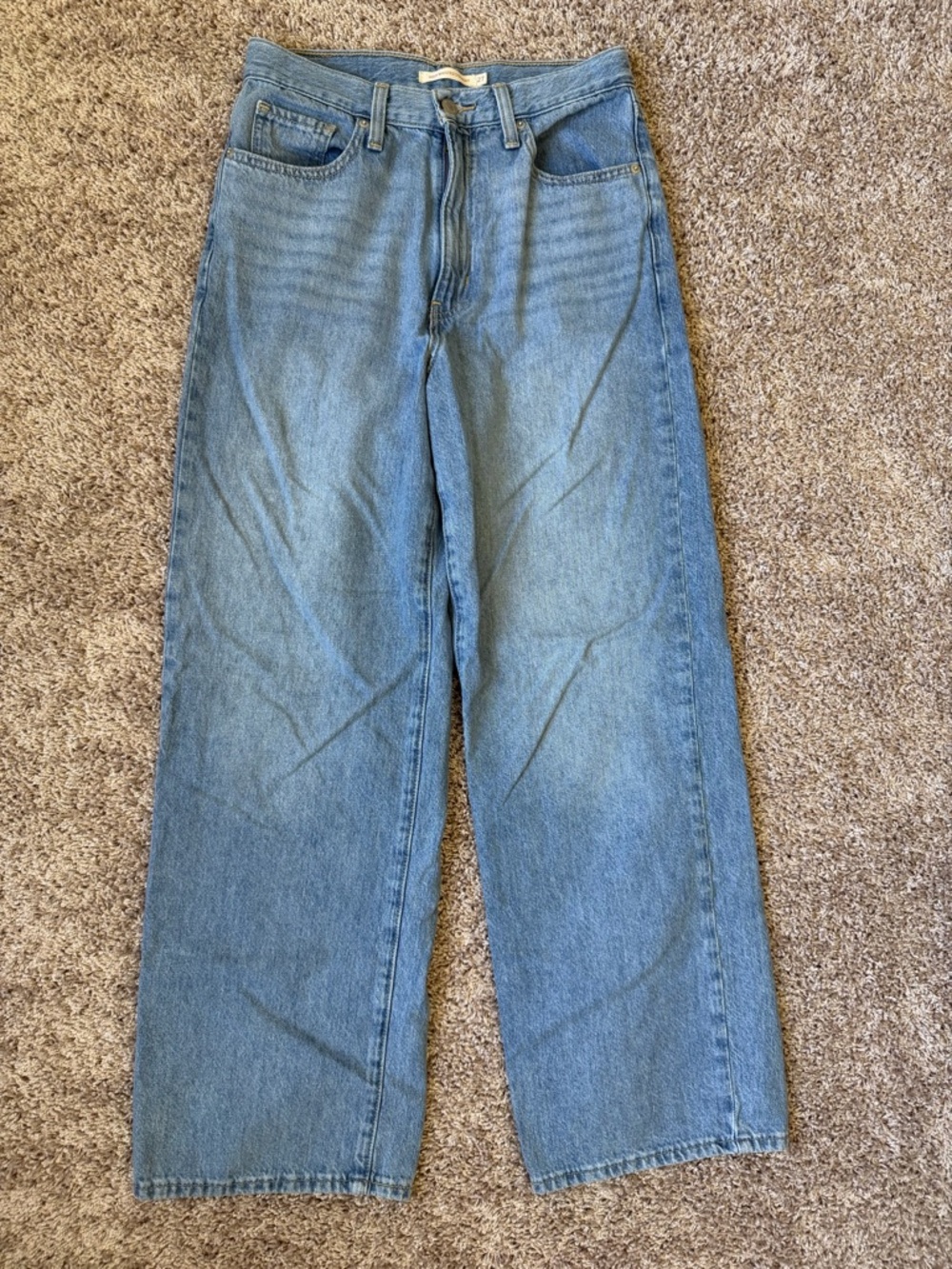 Levi’s High Waist Straight Jeans in Light Blue Denim